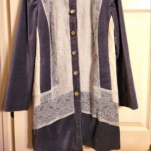 CHICOS SIZE 1 UNIQUE ARTISIAN DUSTER